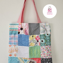 Load image into Gallery viewer, DIANA&#39;s - Bultos Patchwork
