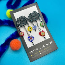 Load image into Gallery viewer, RETRO LAB - Crystal Love Earrings
