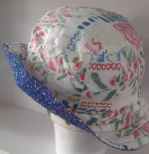 Load image into Gallery viewer, DIANA&#39;s - Sombrero &quot;Bucket Hat&quot; Reversible
