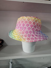 Load image into Gallery viewer, DIANA&#39;s - Sombrero &quot;Bucket Hat&quot; Reversible

