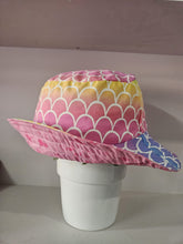 Load image into Gallery viewer, DIANA&#39;s - Sombrero &quot;Bucket Hat&quot; Reversible
